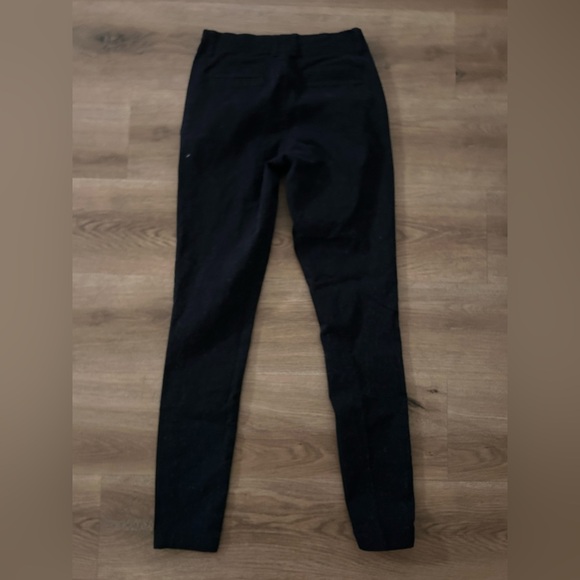 A New Day Woman’s Pants - Picture 5 of 10